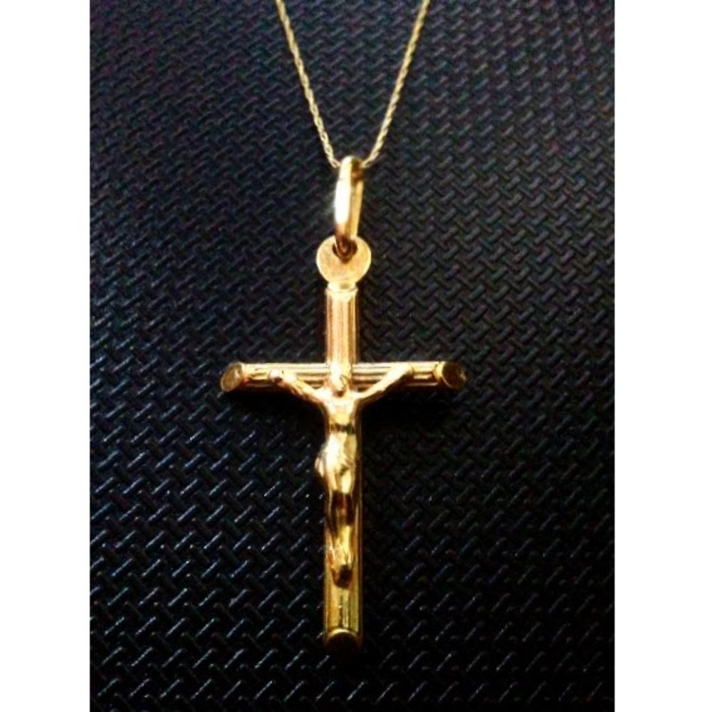 Solid 10k Yellow Gold Italy Crucifix Cross Pendant Necklace 22"